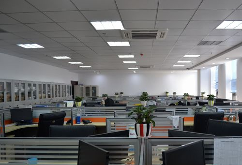 成麗廚飾取得一種石材加工設備專利，有效提高石材的加工精度:石材